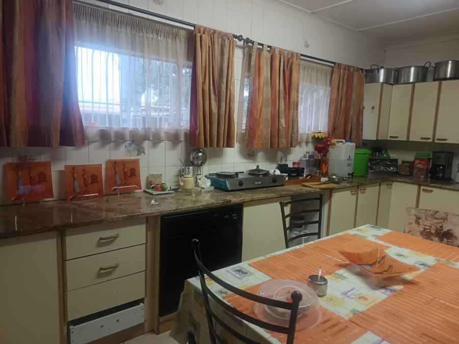 4 Bedroom Property for Sale in Monument Heights Northern Cape